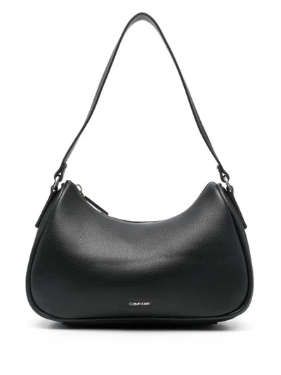 Calvin Klein Logo-plaque Shoulder Bag In Black