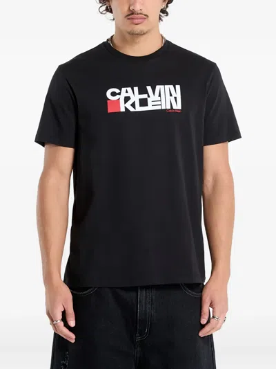Calvin Klein Logo-print T-shirt In Black