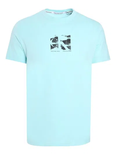 Calvin Klein Logo-print T-shirt In Blue