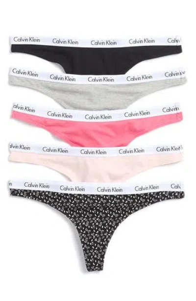 Calvin Klein Logo Thongs In Uqm Black/lipgl
