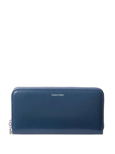 Calvin Klein Logo-detail Zip-around Wallet In Blue
