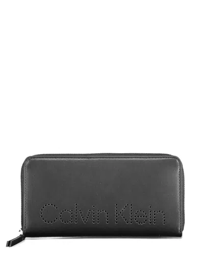 Calvin Klein Logo-lettering Wallet In Black