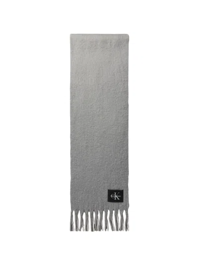 Calvin Klein Logo-patch Fringed Scarf In Grey