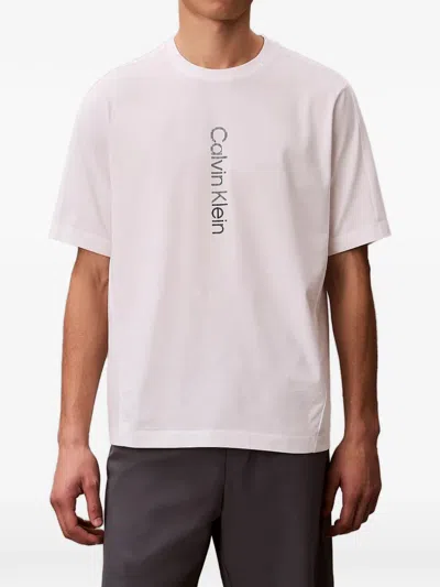 Calvin Klein Logo-print Raglan-sleeve T-shirt In Pink