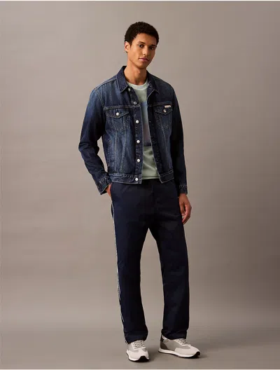 Calvin Klein Men's Classic Denim Coolmax Trucker Jacket In Dark Cyclone