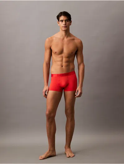 Calvin Klein Men's Microfiber Tech Low Rise Trunk In Molten