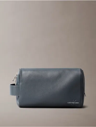 Calvin Klein Men's Monogram Logo Dopp Kit