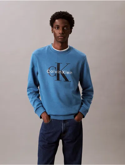 Calvin Klein Men's Monogram Logo Fleece Crewneck Sweatshirt In Bayside Blue