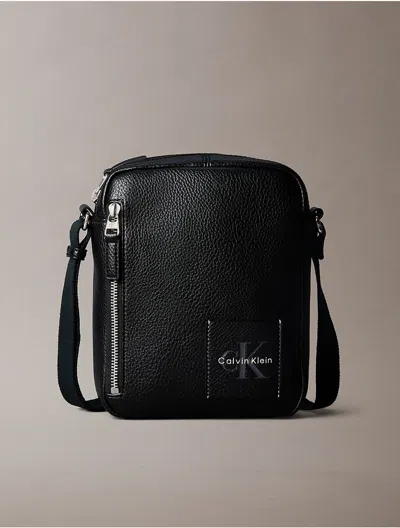 Calvin Klein Men's Monologo Reporter Bag In Black