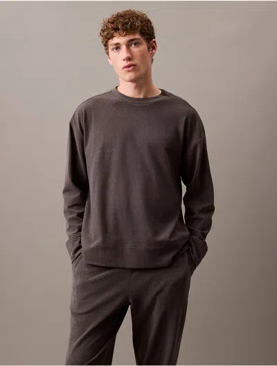 Calvin Klein Men's Plush Fleece Relaxed Sweatshirt In Charcoal Heather