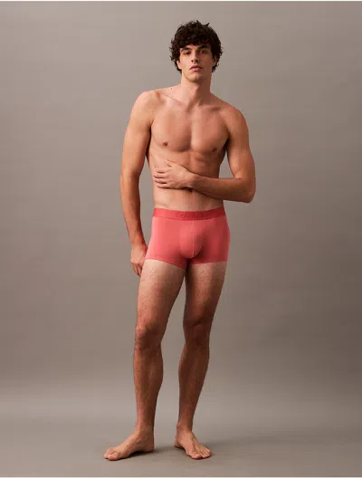 Calvin Klein Men's Ultra Soft Modal Trunk In Dark Fuchsia