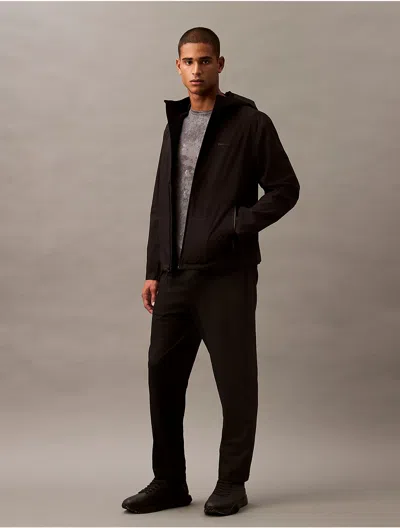 Calvin Klein Men's Water Resistant Unlined Rain Jacket In Black Beauty