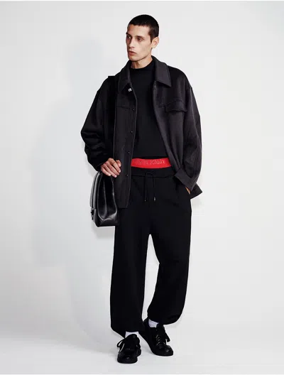 Calvin Klein Men's Woven Shacket In Asphalt
