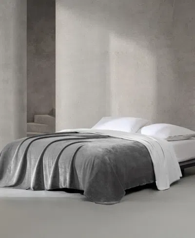 Calvin Klein Modern Solid Reversible Blanket, Twin In Gray