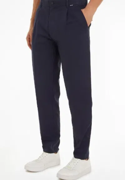 Calvin Klein Modern Twill Tapered Pleat Pants In Blu