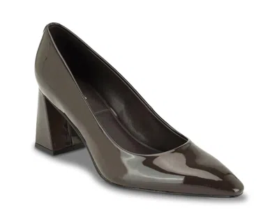 Calvin Klein Nelanie Pump In Brown