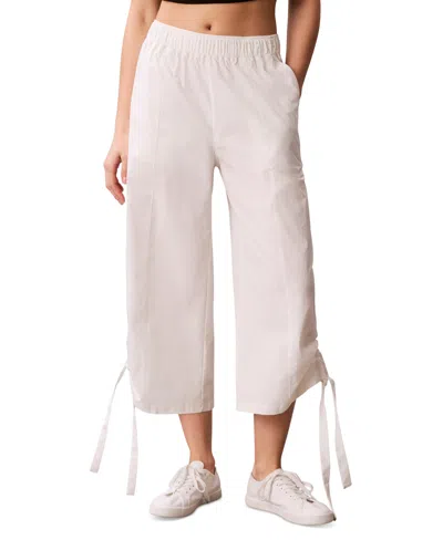 Calvin Klein Performance Women's Cargo Capri Pants In White