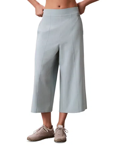 Calvin Klein Performance Women's Commuter Wide-leg Capri Pants