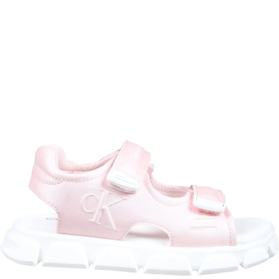 Calvin Klein Kids' Logo压纹厚底凉鞋 In Pink