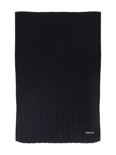 Calvin Klein Ribbed Knit Scarf