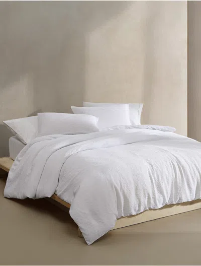 Calvin Klein Seersucker Duvet Set In White