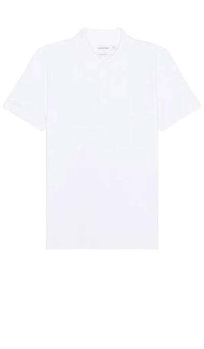 Calvin Klein Smooth Classic Solid Polo In 亮白