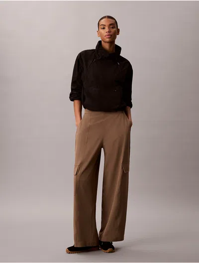 Calvin Klein Sport Calvin Klein Women's Commuter Wide Leg Cargo Pants In Brown