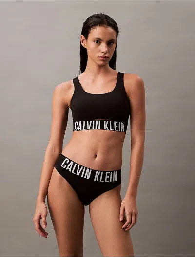 Calvin Klein Sport Calvin Klein Women's Intense Power Mesh Medium Support Sports Bra