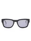 Calvin Klein Sonnenbrille Mit Eckigem Gestell In Schwarz