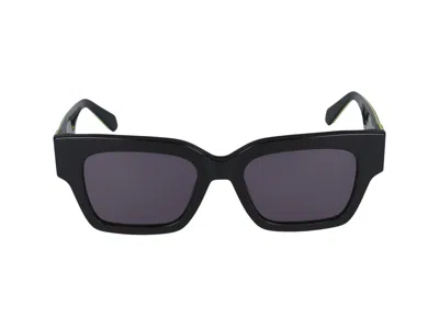 Calvin Klein Sunglasses In Black