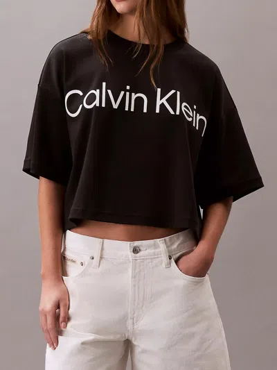 Calvin Klein T Shirt Corta Squadrata Con Grafica Con Logo