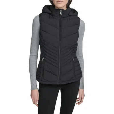 CALVIN KLEIN CALVIN KLEIN WATER RESISTANT CHEVRON QUILTED PUFFER VEST