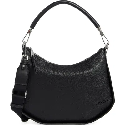 Calvin Klein Winny Shoulder Bag In Multi