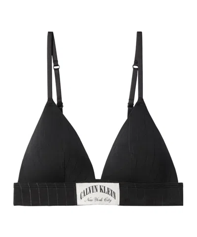 Calvin Klein Wirefree Triangle Bra In Black