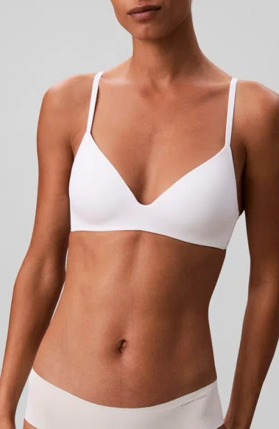 Calvin Klein Wire Free T Shirt Bra In White