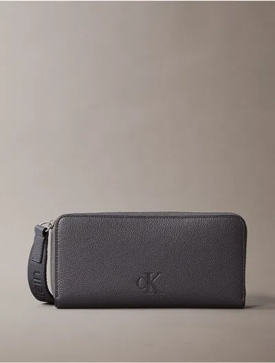 Calvin Klein Women's All Day Zip Wristlet Wallet In Blacked Pearl