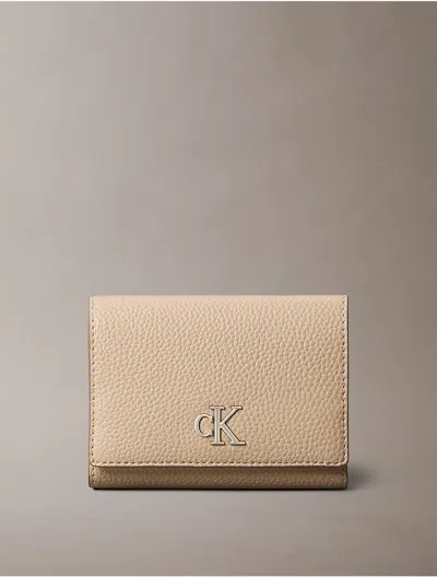 Calvin Klein Women's Archive Hardware Trifold Wallet