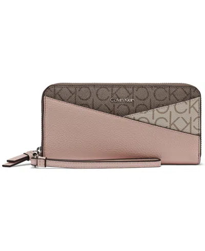Calvin Klein Women's Audrey Signature Wallet