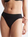 Calvin Klein Bonded Flex Seamless Boyshorts In Black