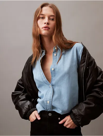 Calvin Klein Women's Chambray Classic Button-down Shirt In Blue