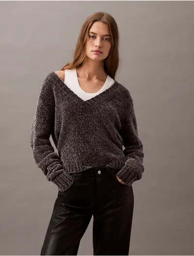 Calvin Klein Women's Chenille Relaxed V-neck Sweater In Endless Grey
