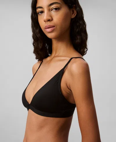Calvin Klein Women's Form To Body Lightly Lined Triangle Bralette Qf6758