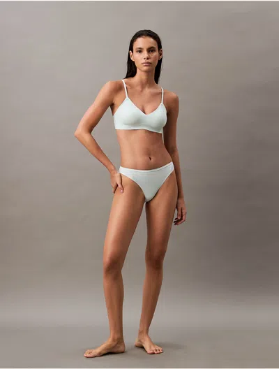 Calvin Klein Women's Invisibles Gel Wire Lightly Lined Bralette In Moonlight Jade