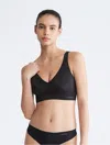 Calvin Klein Women's Invisibles Lightly Lined Comfort V-neck Bralette