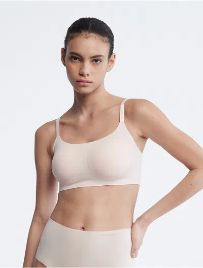 Calvin Klein Women's Invisibles Wirefree Lightly Lined Bralette