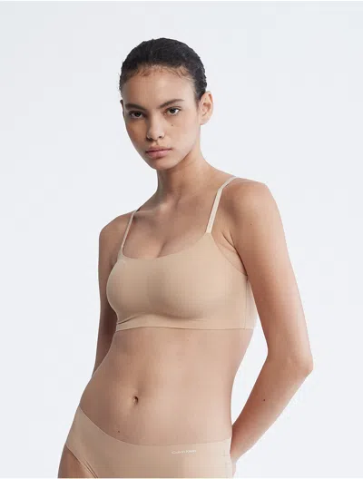 Calvin Klein Women's Invisibles Wirefree Lightly Lined Bralette In Desert