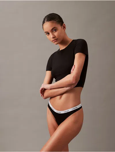 CALVIN KLEIN WOMEN'S MODERN LOGO THONG