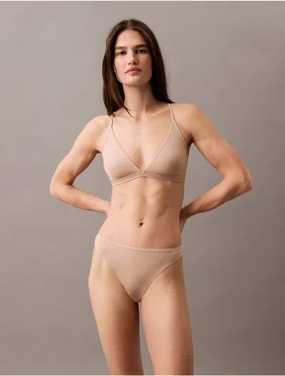 CALVIN KLEIN WOMEN'S PERFECTLY FIT THONG