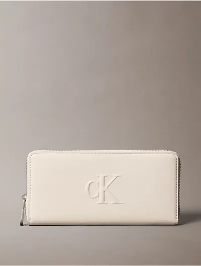 Calvin Klein Women's Sculpted Impression Zip Wallet In Pattern