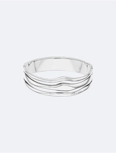 CALVIN KLEIN WOMEN'S SCULPTURAL FLUID SHAPE HINGED BANGLE